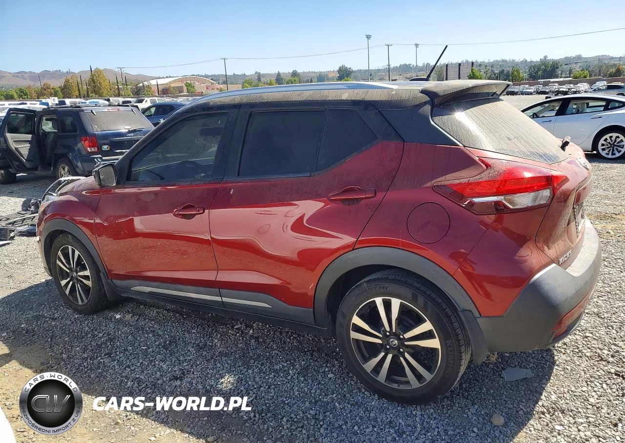 2019 Nissan Kicks Sr VIN:3N1CP5CU4KL513720 - 2