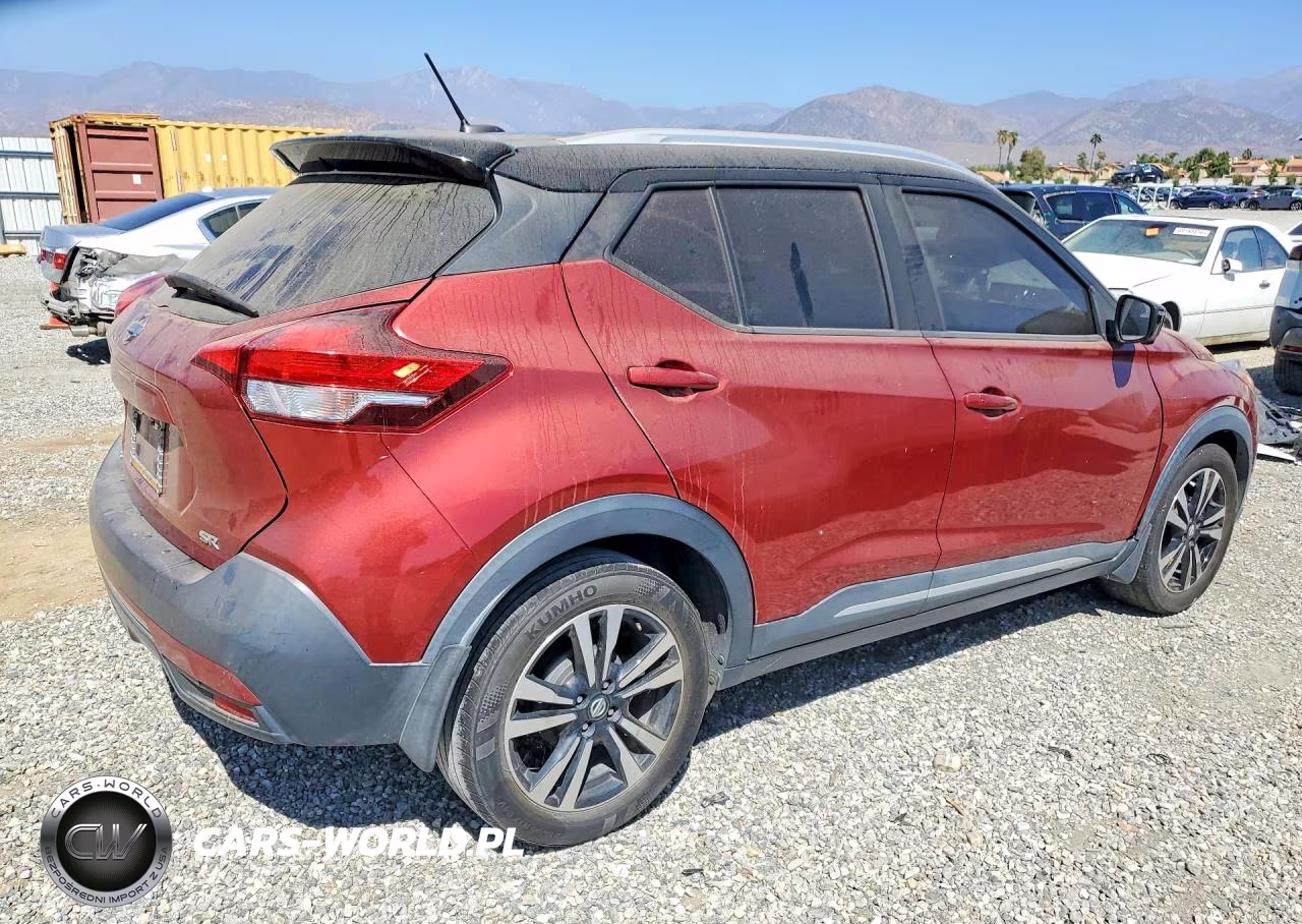 2019 Nissan Kicks Sr VIN:3N1CP5CU4KL513720 - 3