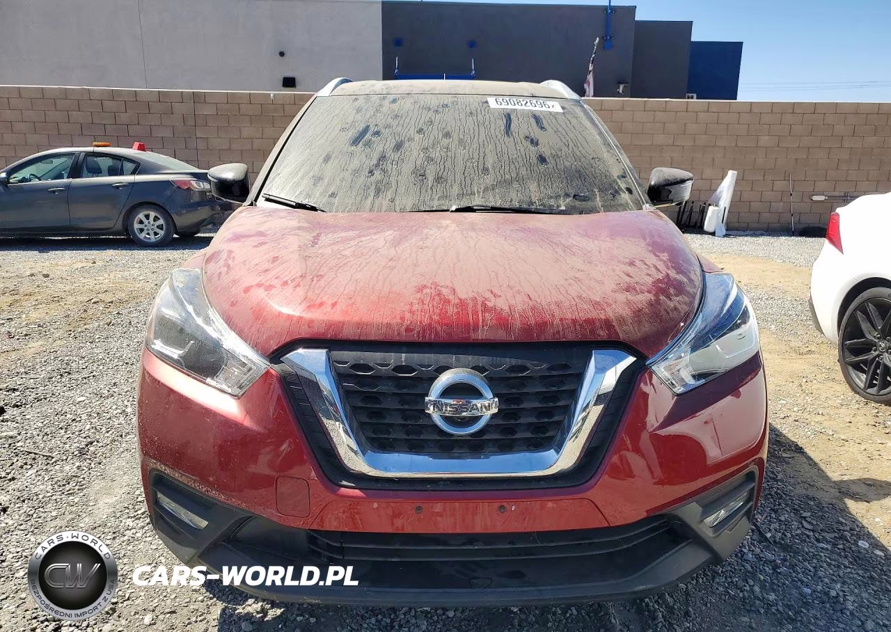 2019 Nissan Kicks Sr VIN:3N1CP5CU4KL513720 - 5