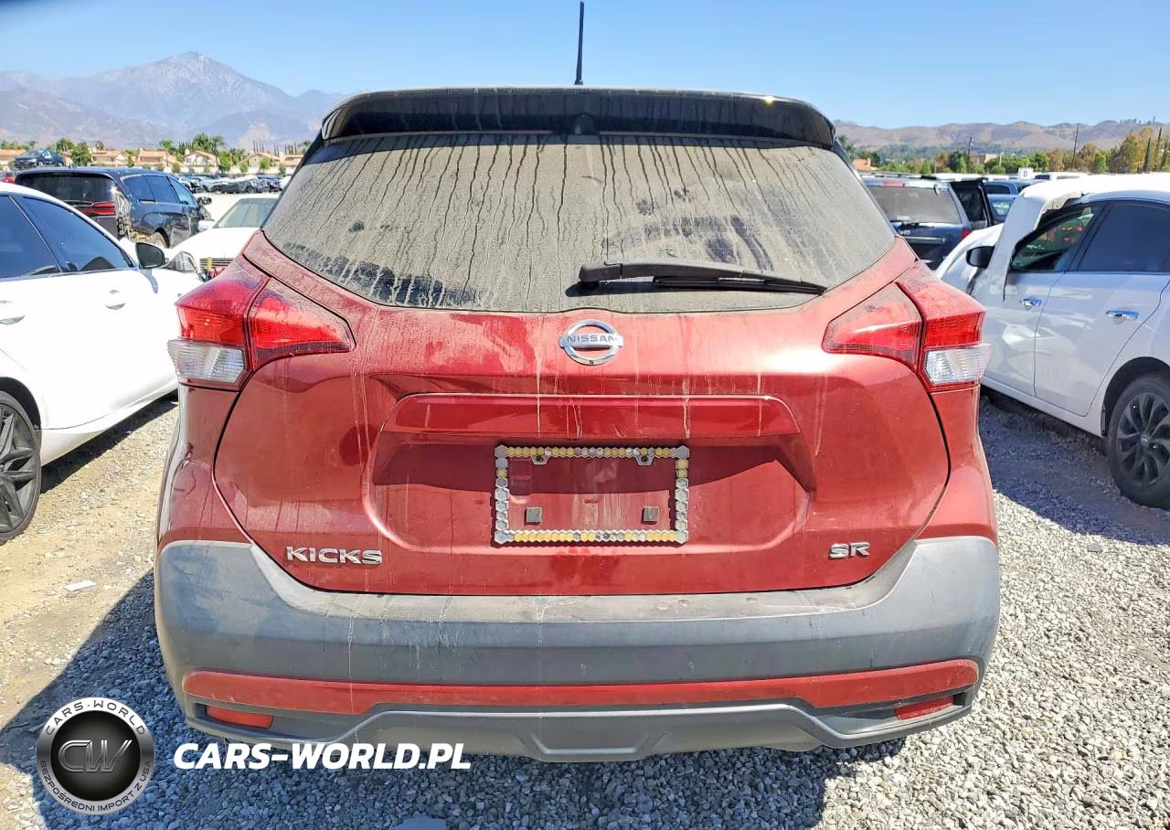 2019 Nissan Kicks Sr VIN:3N1CP5CU4KL513720 - 6