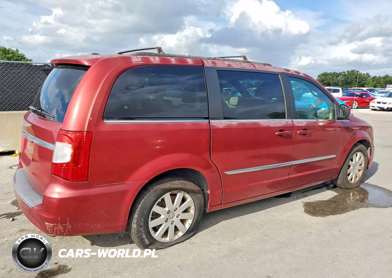 2014 Chrysler Town & Country Touring VIN:2C4RC1BG4ER292585 - 3