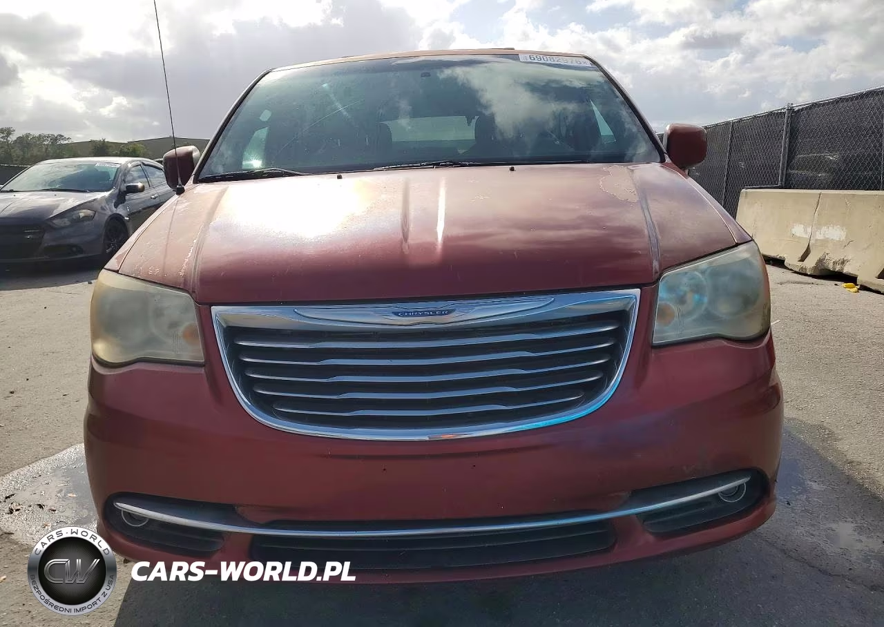 2014 Chrysler Town & Country Touring VIN:2C4RC1BG4ER292585 - 5