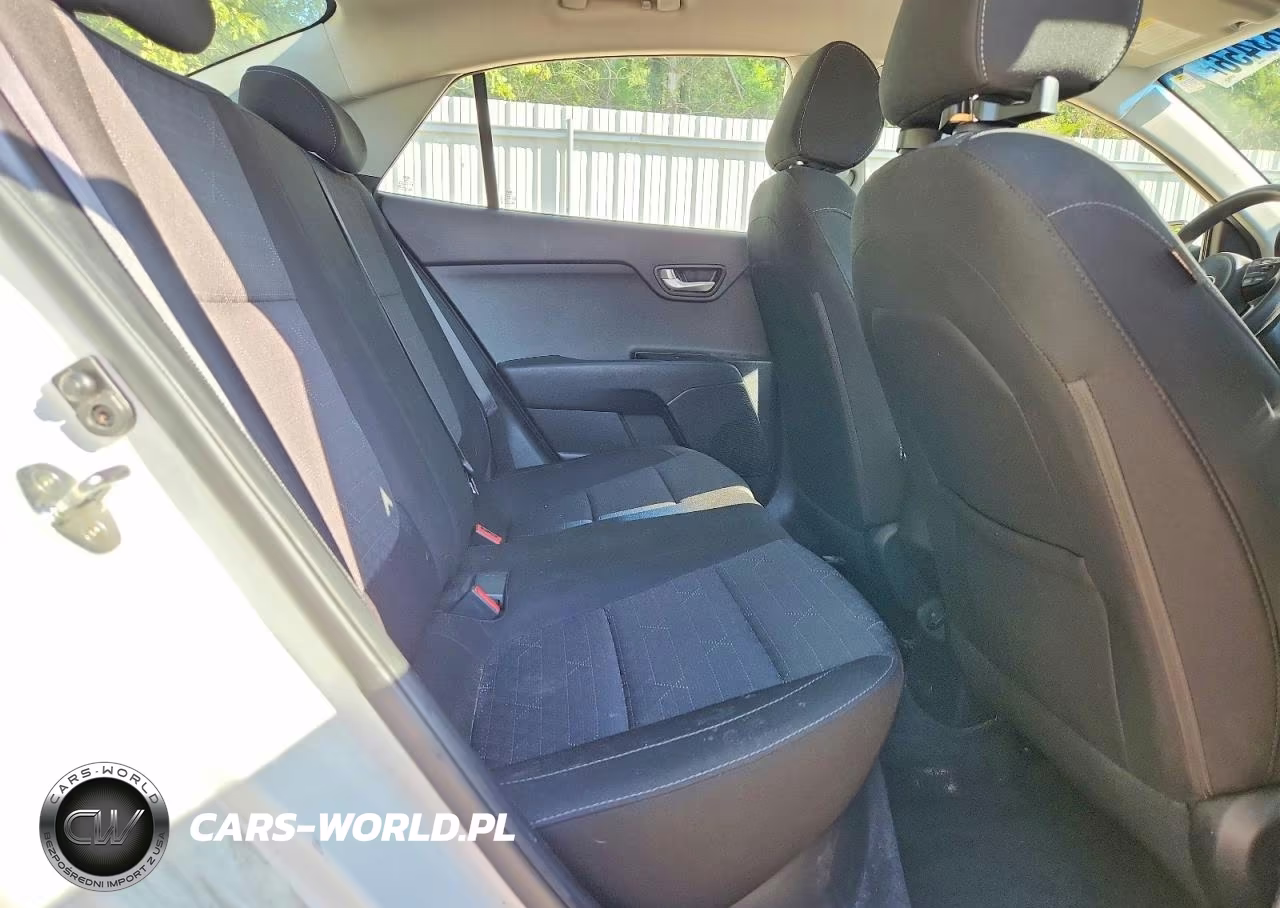 2019 Kia Rio S VIN:3KPA24AB5KE179068 - 10