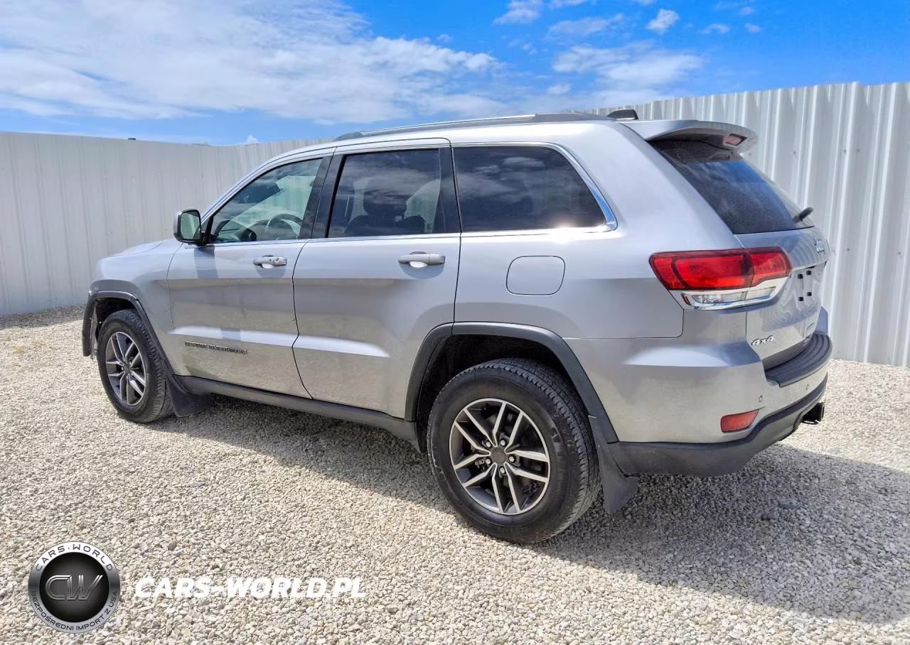 2021 Jeep Grand Cherokee Laredo VIN:1C4RJFAGXMC525090 - 2