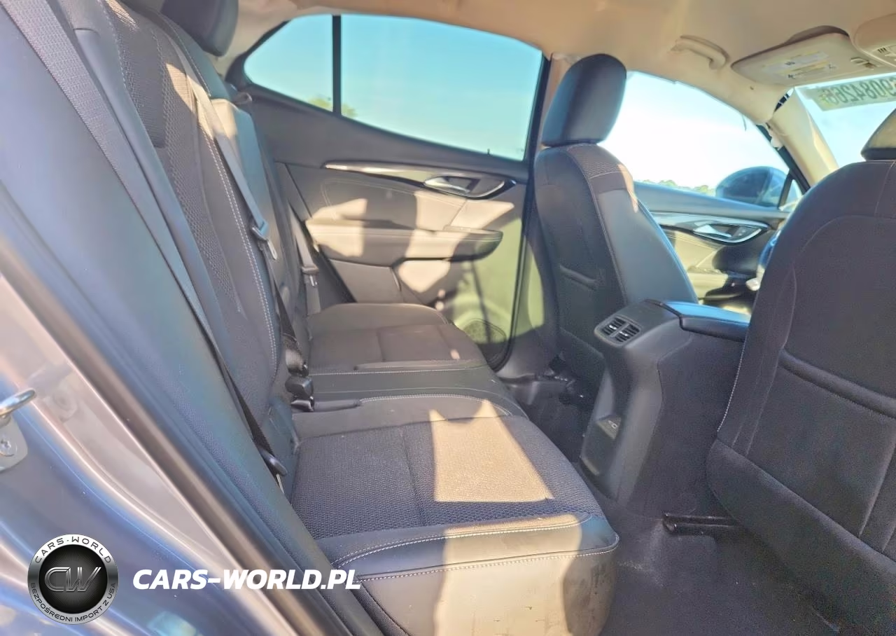 2021 Buick Envision Preferred VIN:LRBAZLR40MD073691 - 11