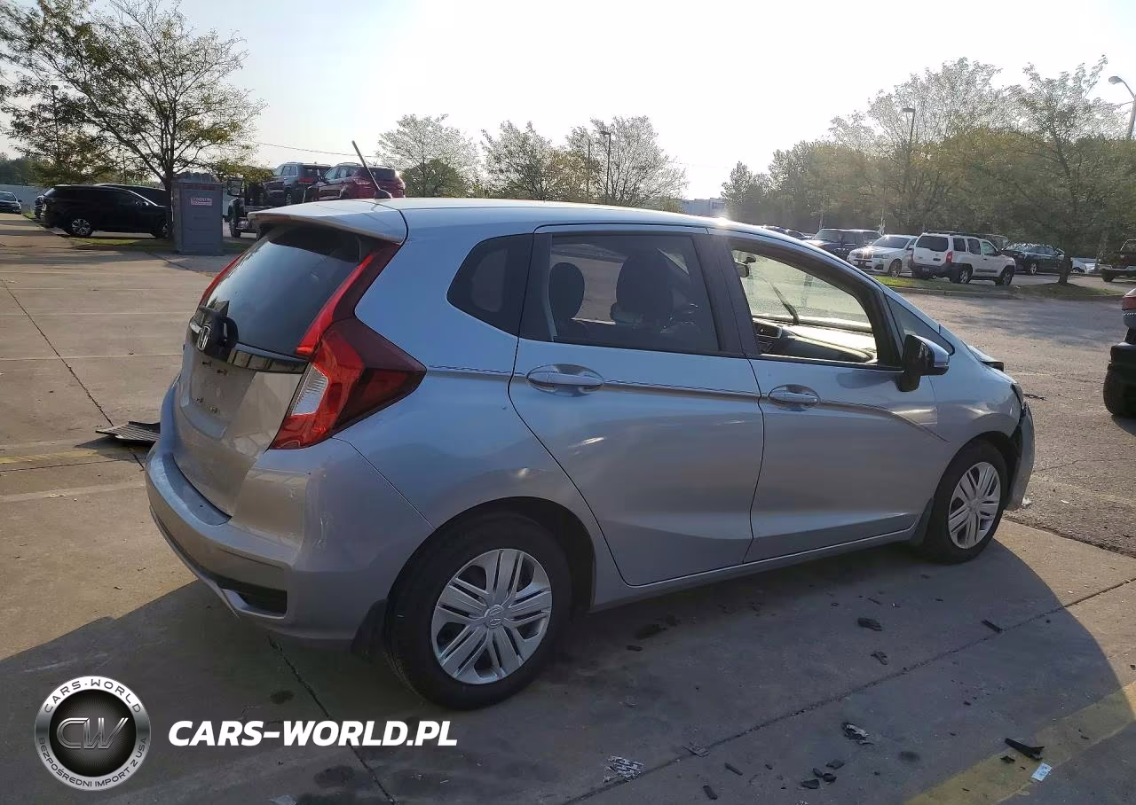 2019 Honda Fit Lx VIN:3HGGK5H49KM731699 - 3