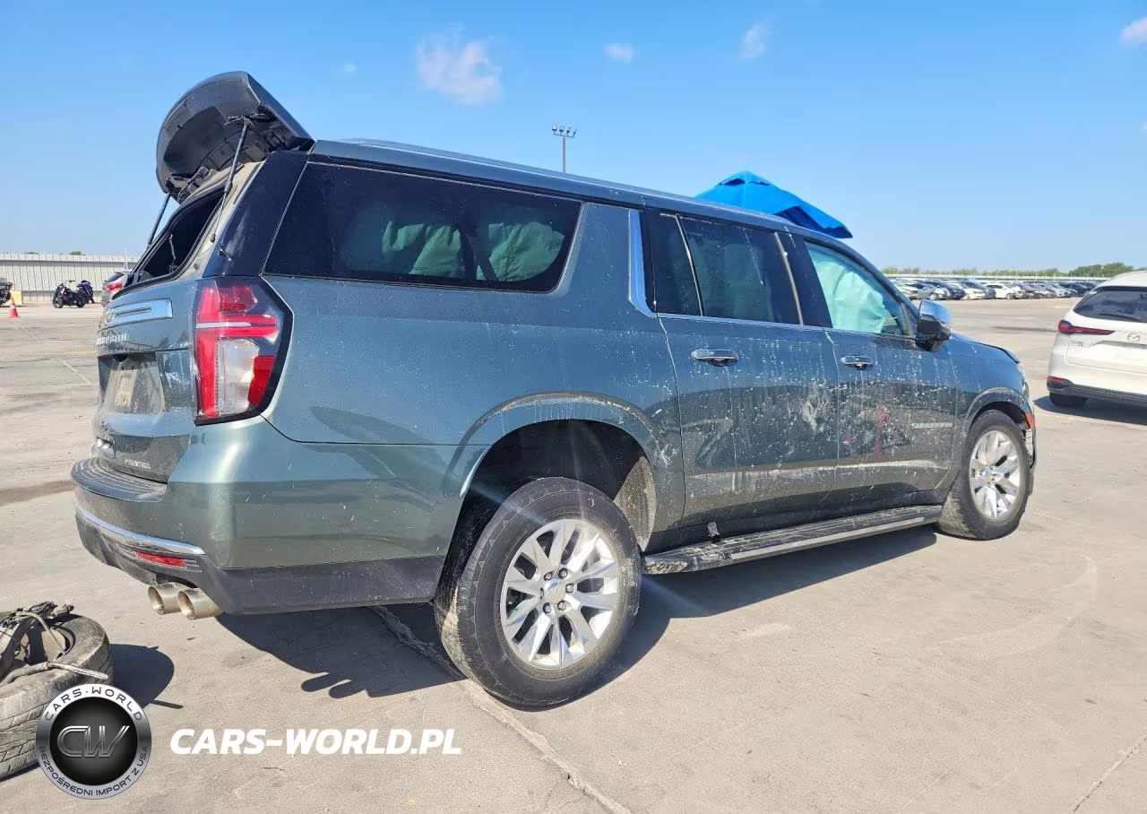 2023 Chevrolet Suburban C1500 Premier VIN:1GNSCFKD1PR549755 - 3