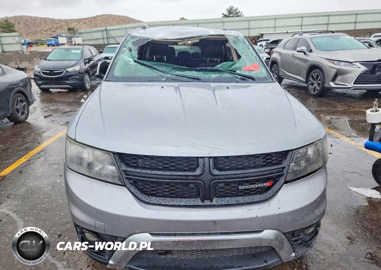 2017 Dodge Journey Crossroad VIN:3C4PDCGG1HT644130 - 5