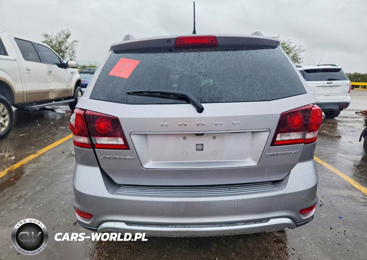 2017 Dodge Journey Crossroad VIN:3C4PDCGG1HT644130 - 6