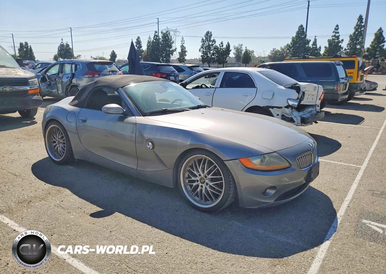 2003 BMW Z4 3.0 VIN:4USBT534X3LU00317 - 4