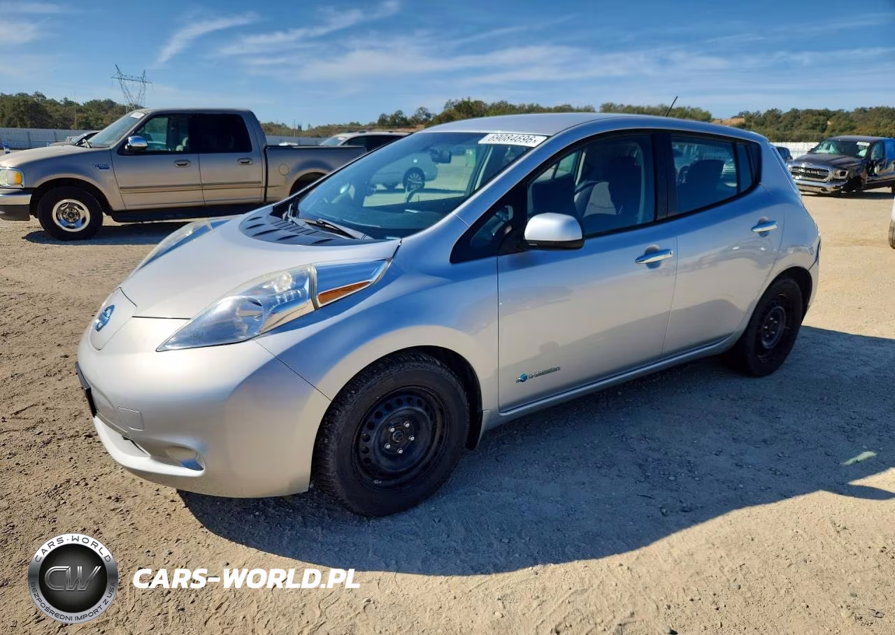 2015 Nissan Leaf S