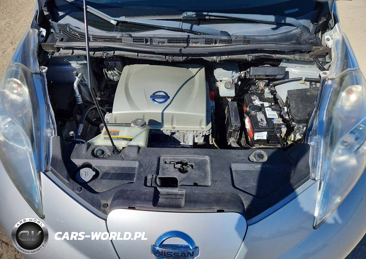 2015 Nissan Leaf S VIN:1N4AZ0CP9FC300734 - 11