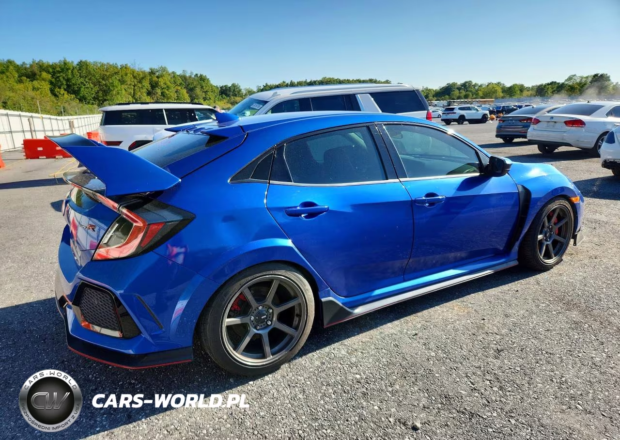 2019 Honda Civic Type-R Touring VIN:SHHFK8G77KU206361 - 3
