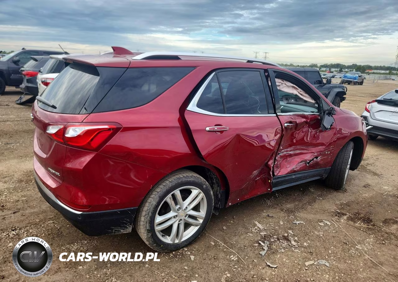 2019 Chevrolet Equinox Premier VIN:2GNAXPEX2K6165600 - 3