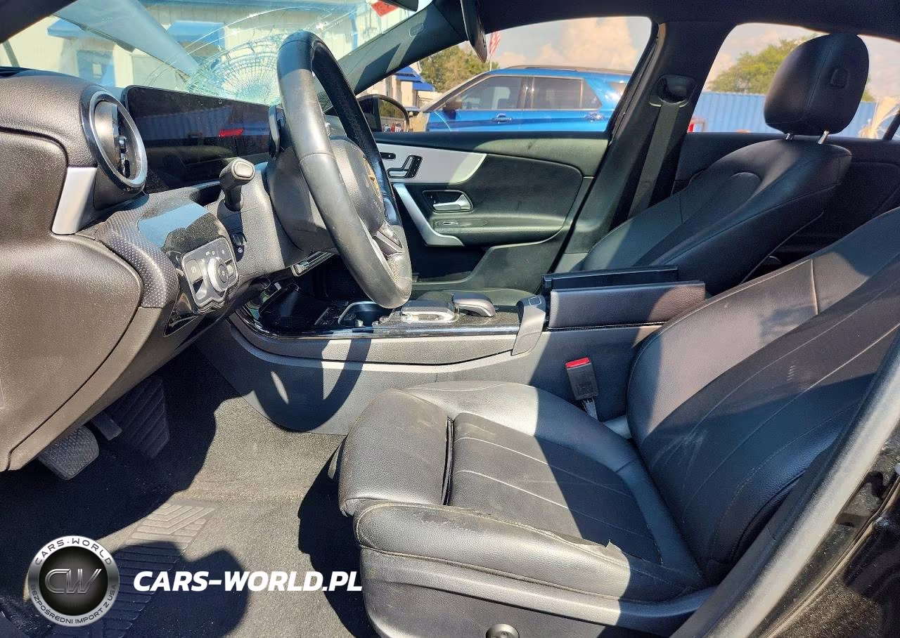 2019 Mercedes-Benz A 220 4Matic VIN:WDD3G4FB5KW025054 - 7
