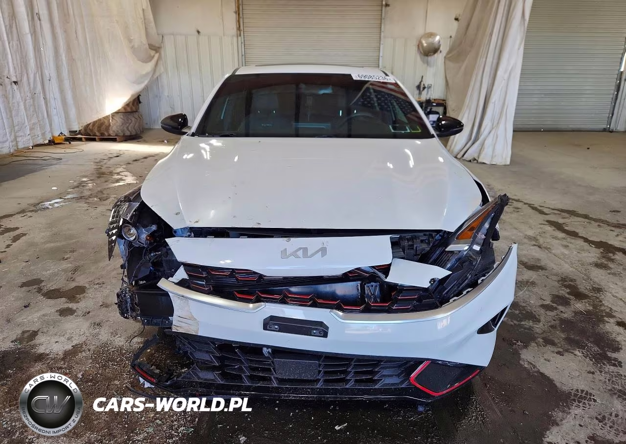 2023 Kia Forte Gt Line VIN:3KPF54AD8PE668795 - 5