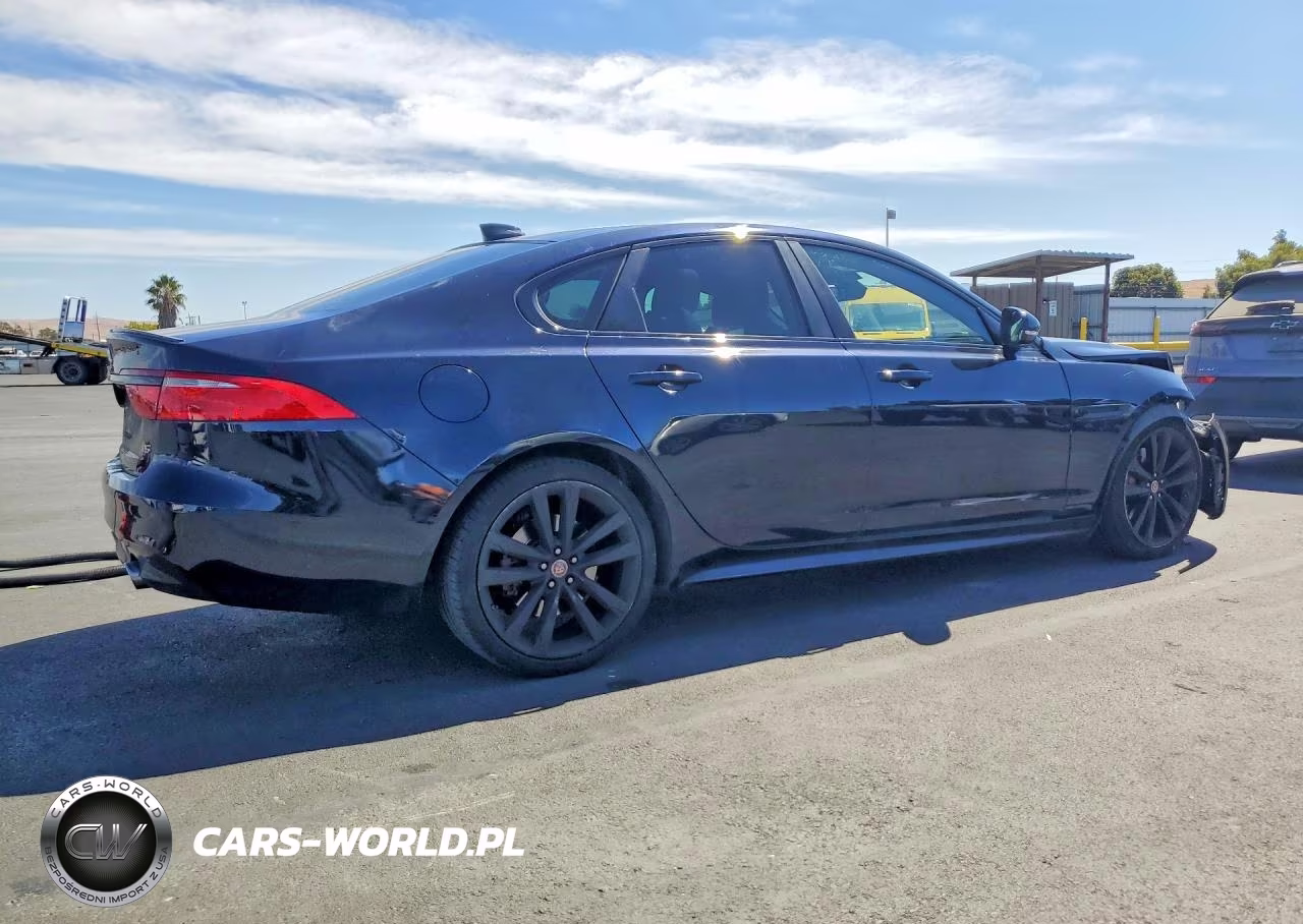 2016 Jaguar Xf S VIN:SAJBG4BV6GCY05676 - 3