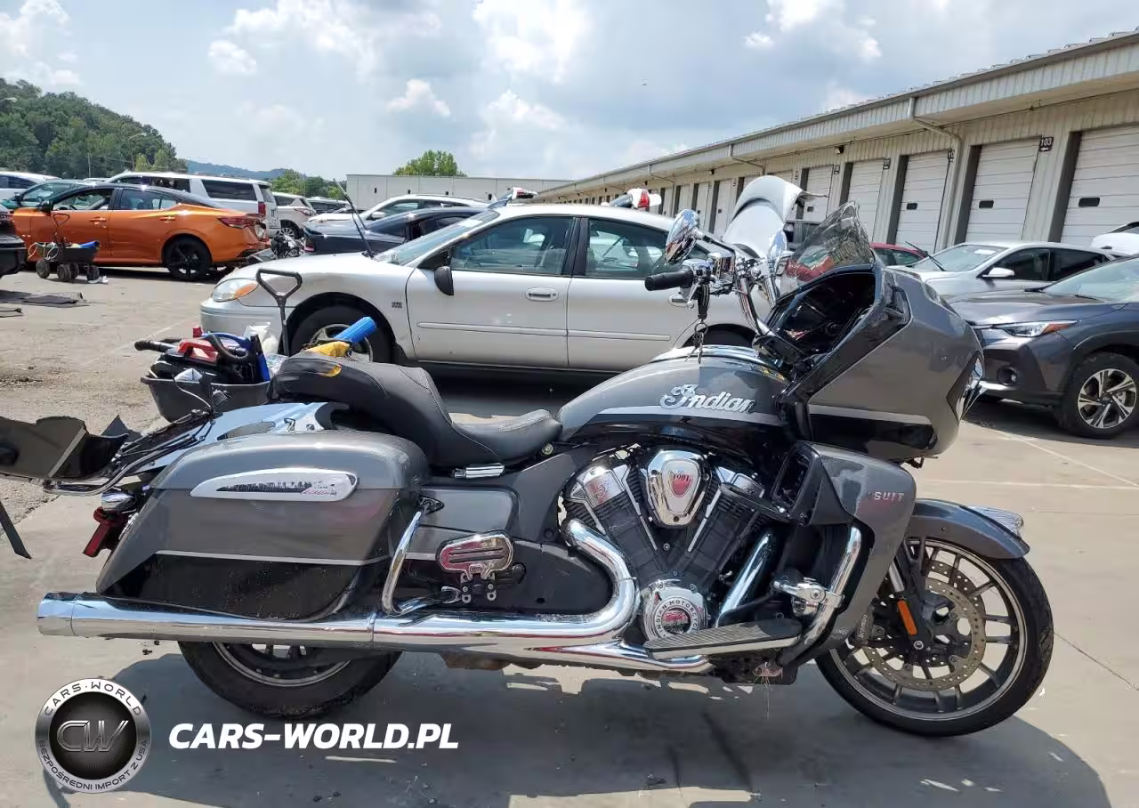 2024 Indian Motorcycle Co. Pursuit Limited