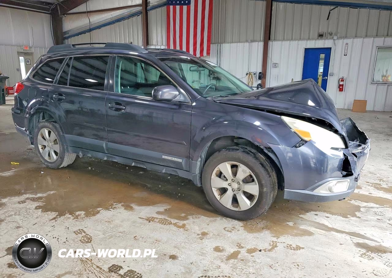 2011 Subaru Outback 2.5I Premium VIN:4S4BRBCC9B3435970 - 4