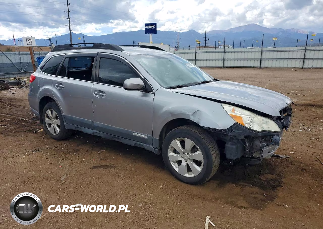2011 Subaru Outback 2.5I Premium VIN:4S4BRBCC0B3379899 - 4