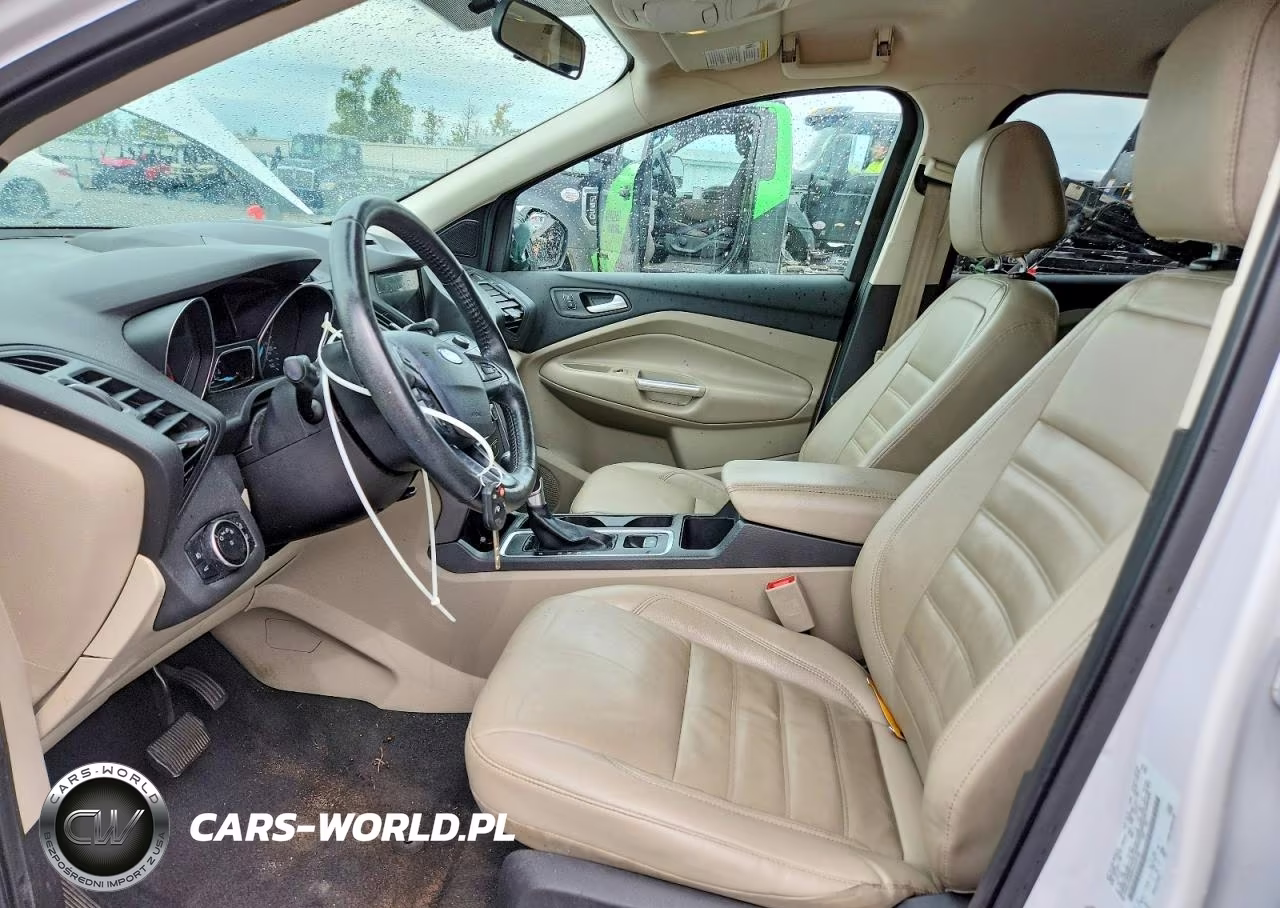 2017 Ford Escape Se VIN:1FMCU0G95HUA26180 - 7