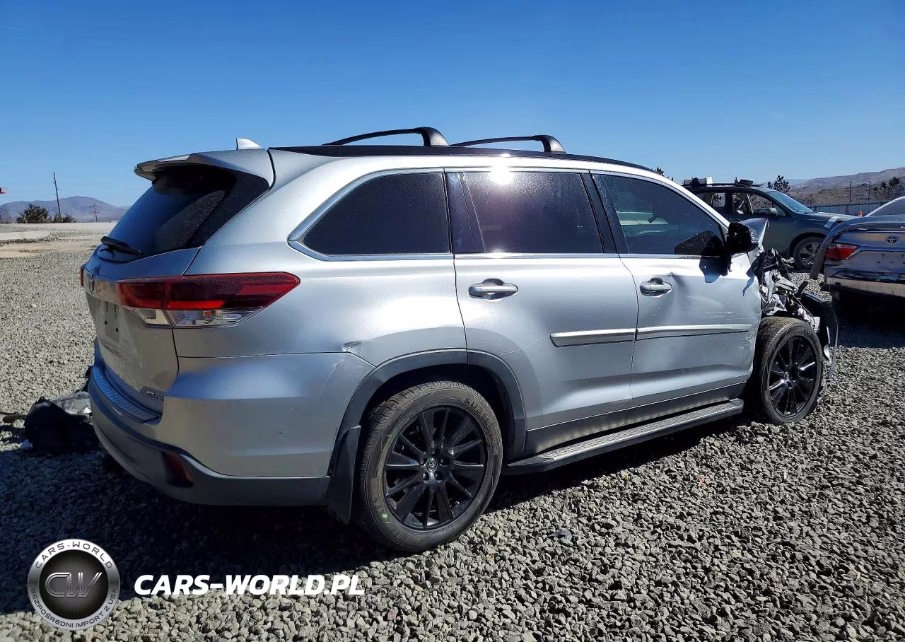 2019 Toyota Highlander Se VIN:5TDJZRFH7KS956085 - 3
