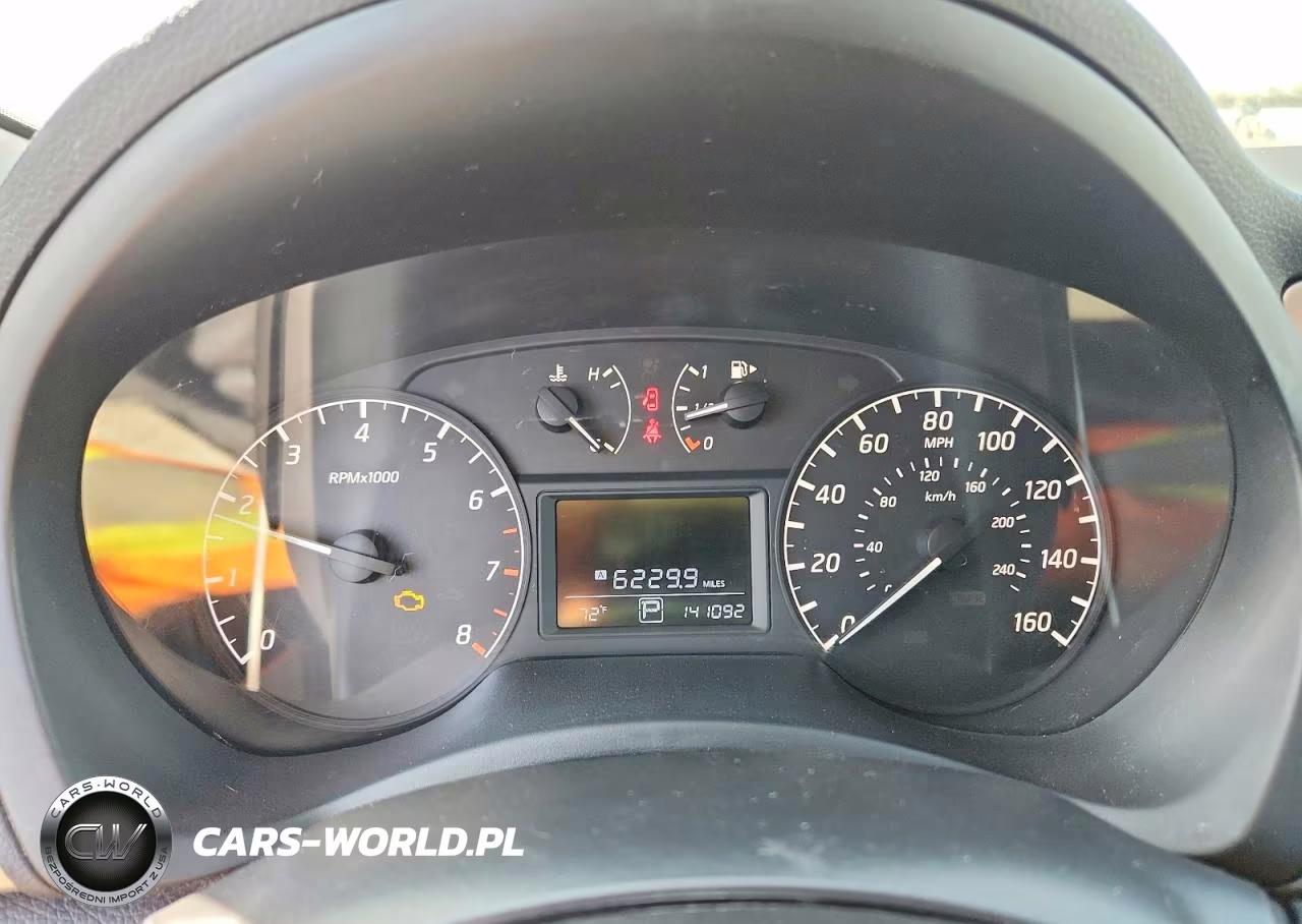 2016 Nissan Sentra S VIN:3N1AB7AP0GY323941 - 9