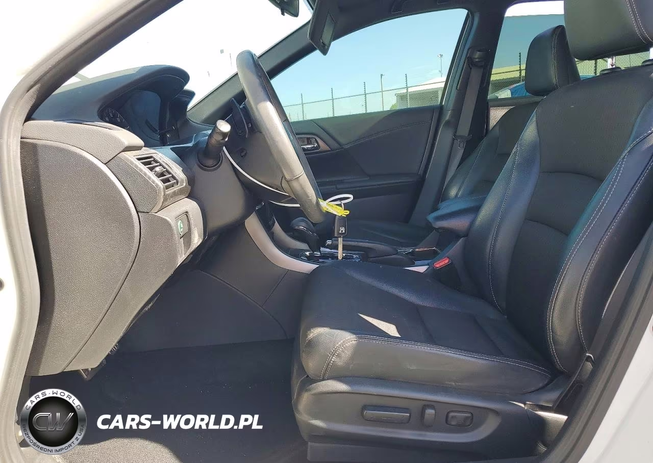 2017 Honda Accord Sport VIN:1HGCR2F57HA132715 - 7