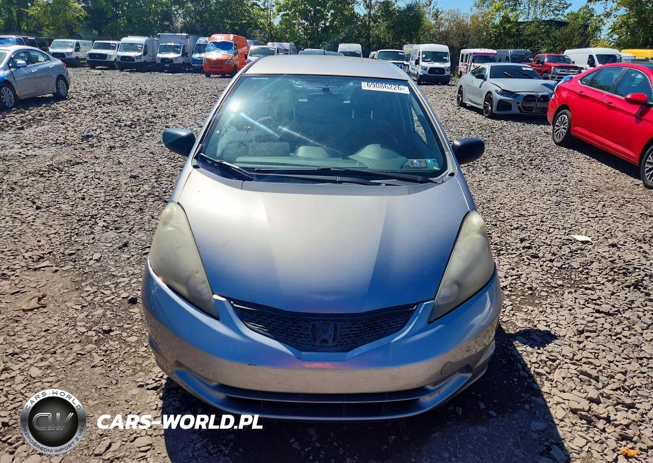 2009 Honda Fit VIN:JHMGE88259S032964 - 5