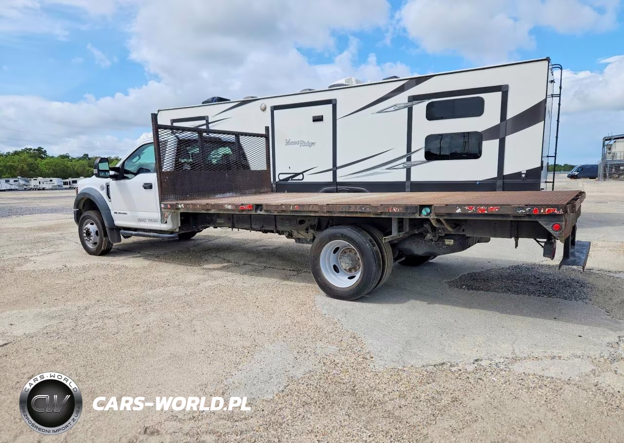2019 Ford F550 Super Duty VIN:1FDUF5GT3KEG65232 - 2
