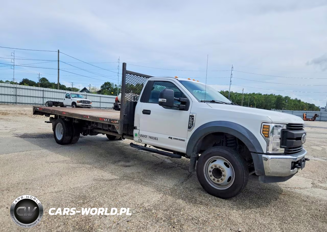 2019 Ford F550 Super Duty VIN:1FDUF5GT3KEG65232 - 4
