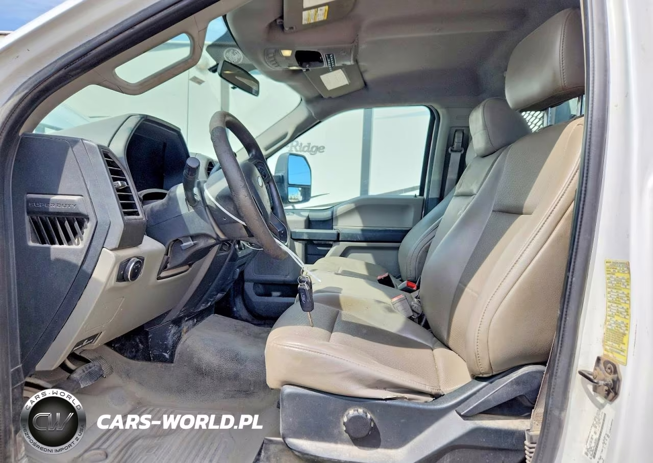 2019 Ford F550 Super Duty VIN:1FDUF5GT3KEG65232 - 7