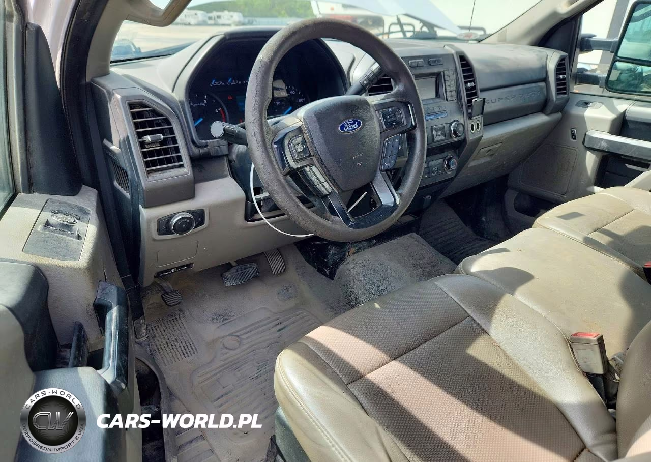 2019 Ford F550 Super Duty VIN:1FDUF5GT3KEG65232 - 8