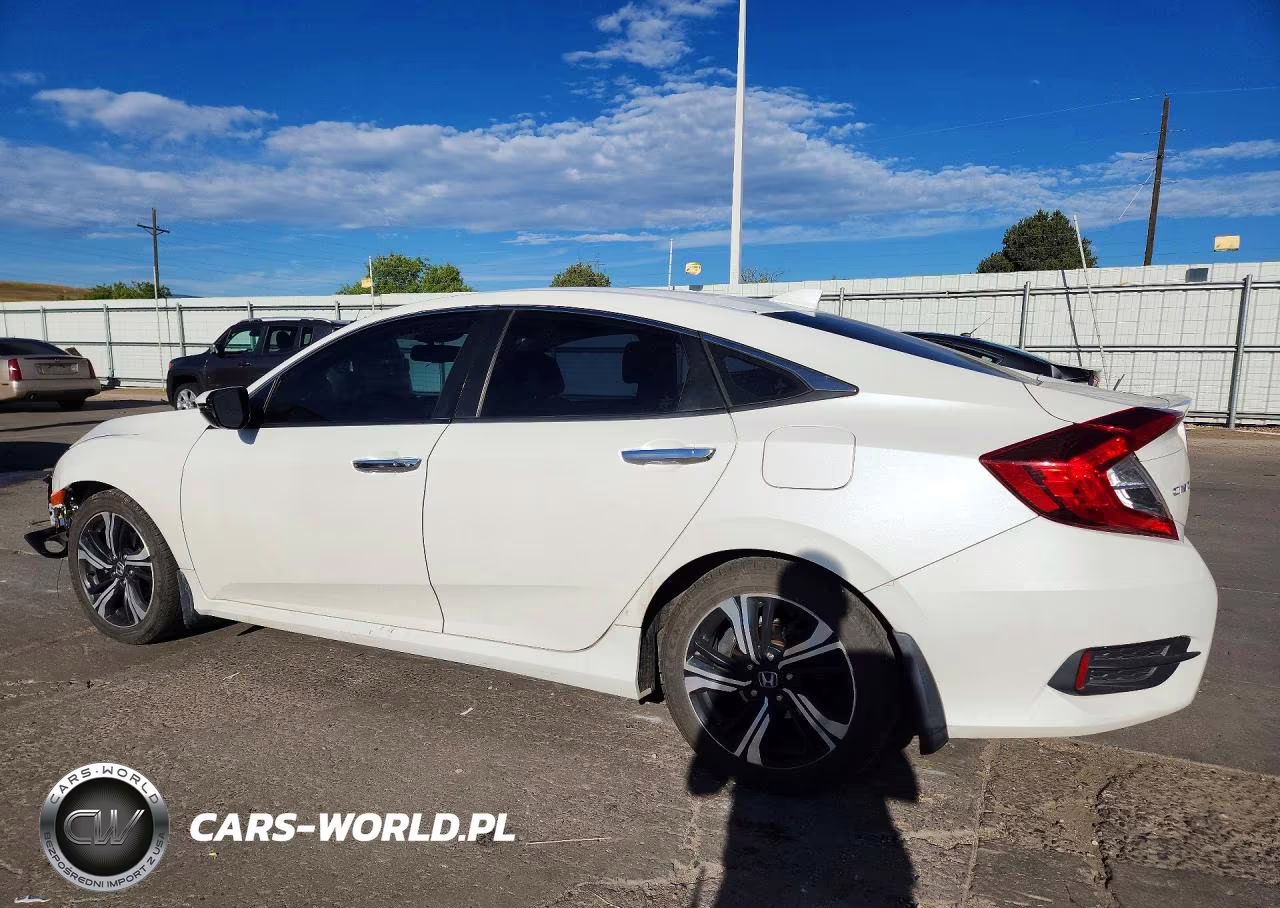 2017 Honda Civic Touring VIN:19XFC1F91HE014053 - 2