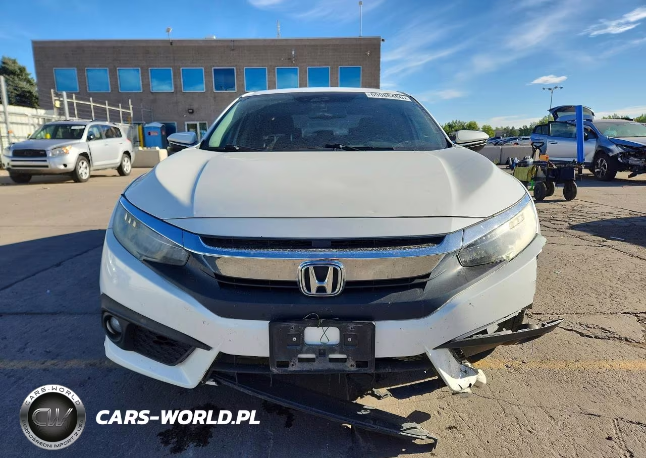 2017 Honda Civic Touring VIN:19XFC1F91HE014053 - 5