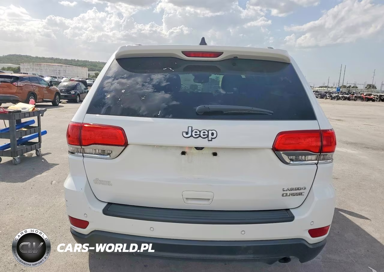2018 Jeep Grand Cherokee Laredo VIN:1C4RJEAG5JC430393 - 6