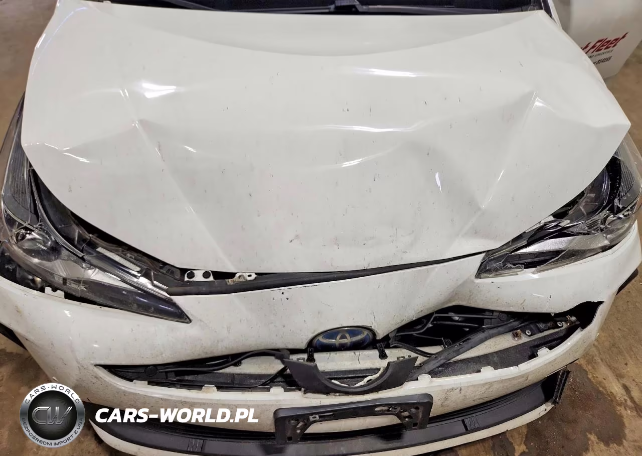 2022 Toyota Prius Le VIN:JTDKAMFU4N3154868 - 11