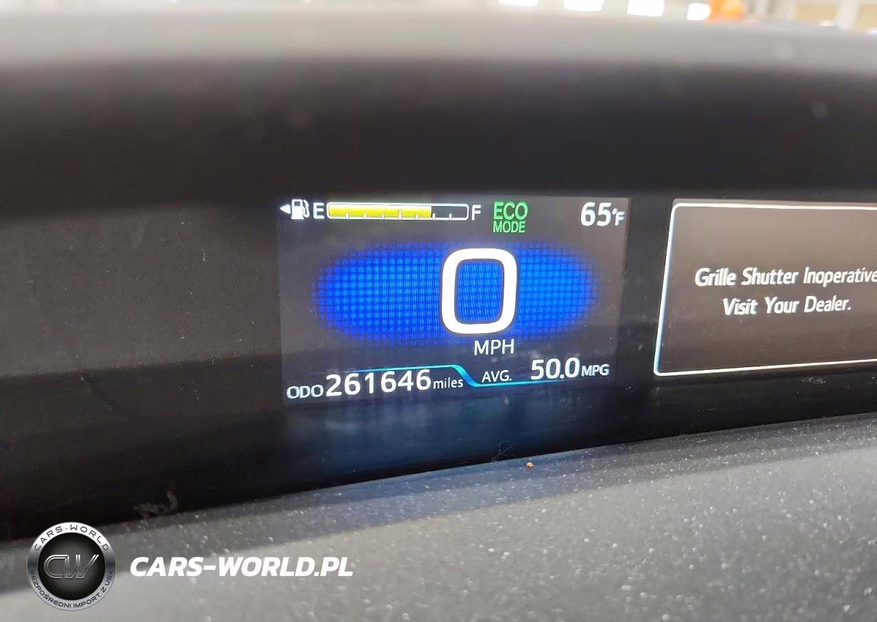 2022 Toyota Prius Le VIN:JTDKAMFU4N3154868 - 9