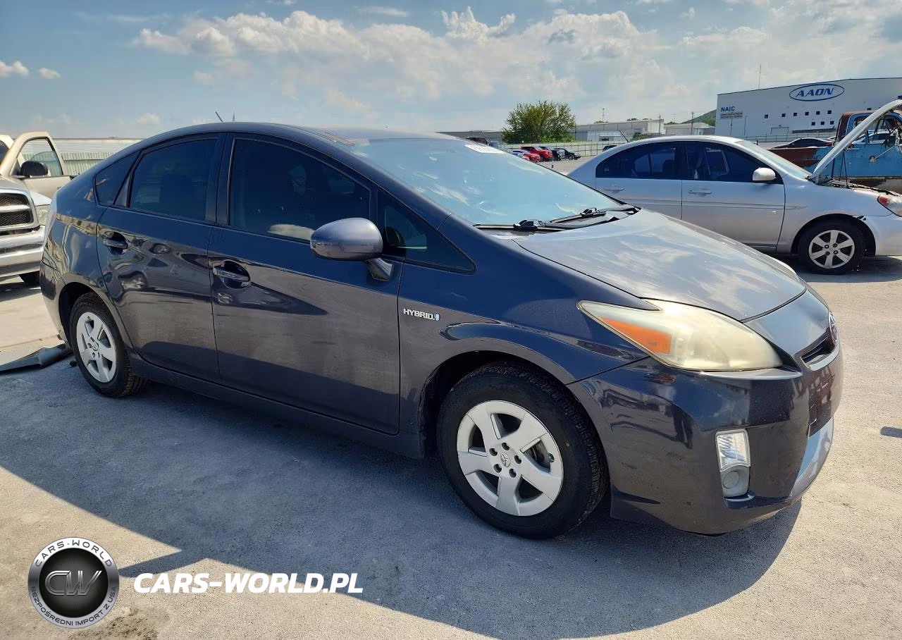 2010 Toyota Prius Ii VIN:JTDKN3DU8A0110093 - 4