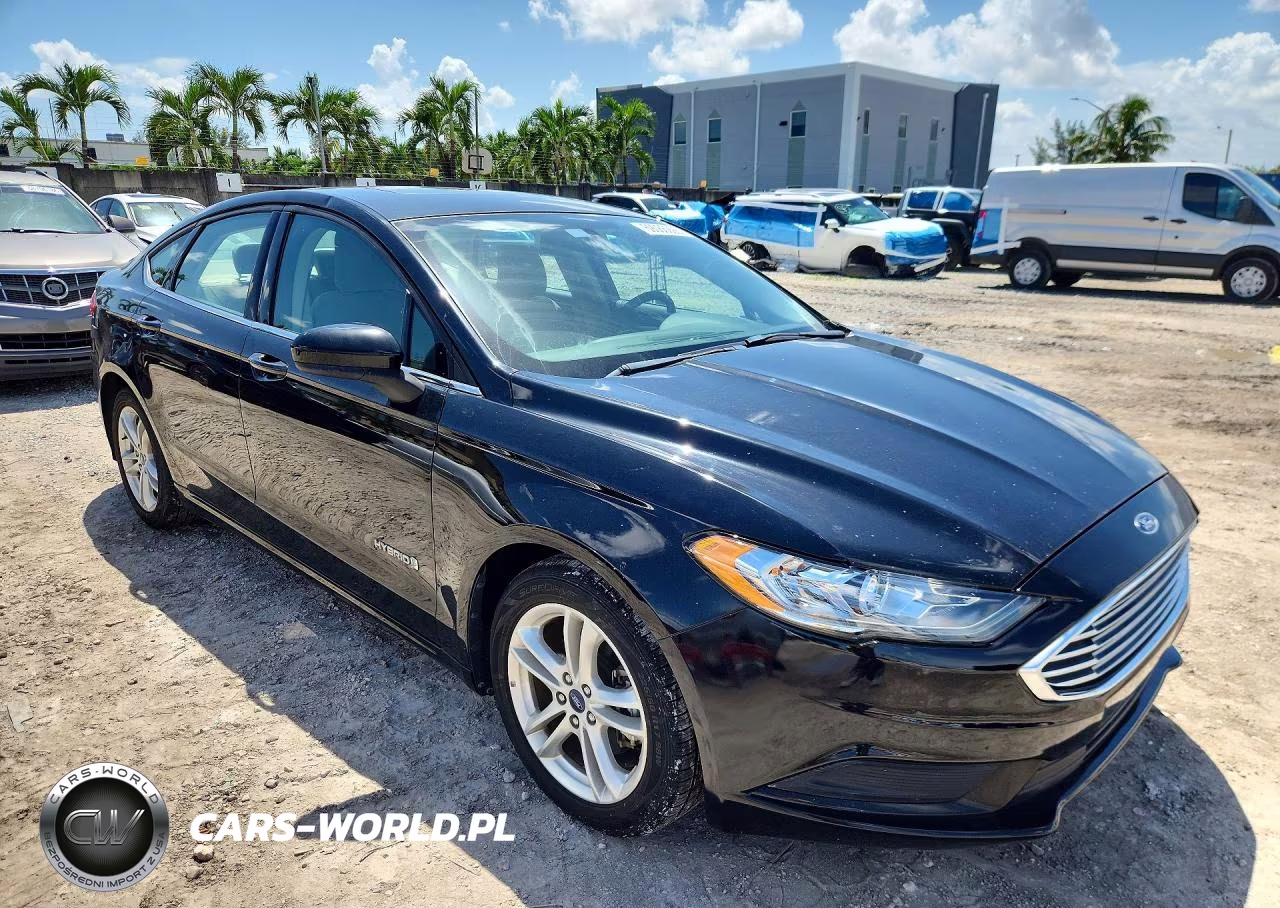 2018 Ford Fusion Se Hybrid VIN:3FA6P0LU4JR219412 - 4