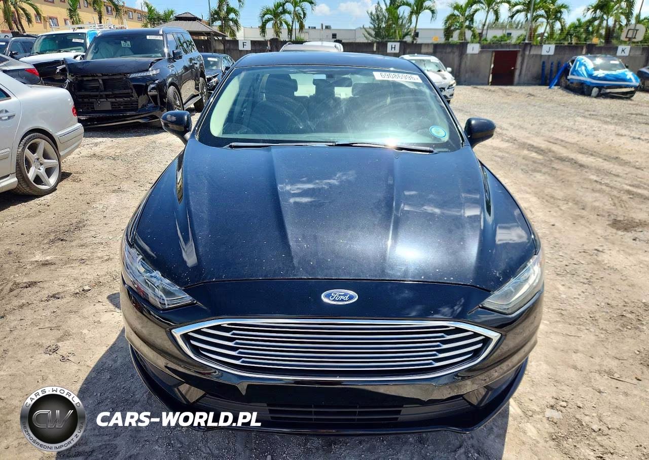 2018 Ford Fusion Se Hybrid VIN:3FA6P0LU4JR219412 - 5