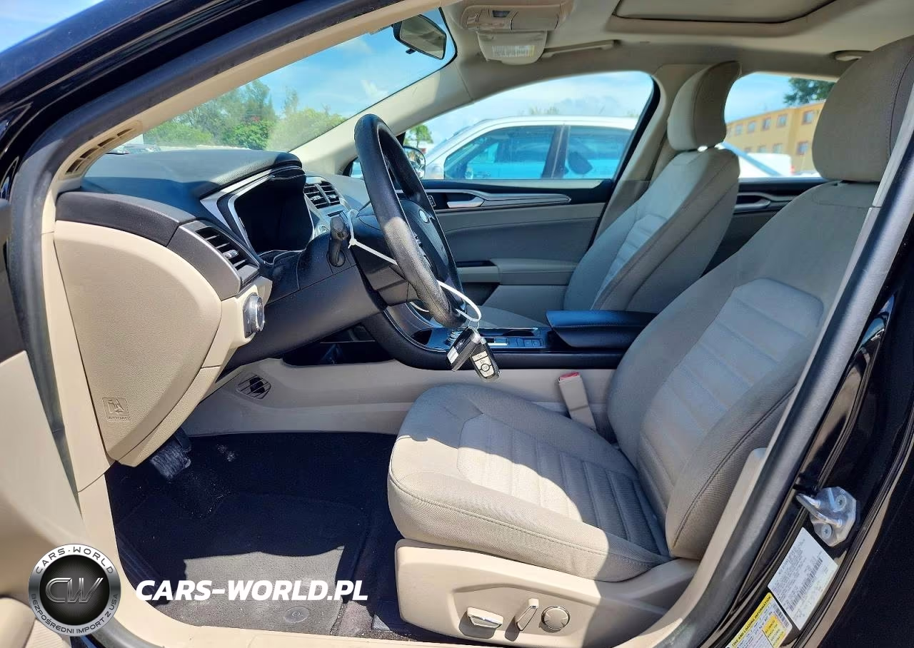 2018 Ford Fusion Se Hybrid VIN:3FA6P0LU4JR219412 - 7