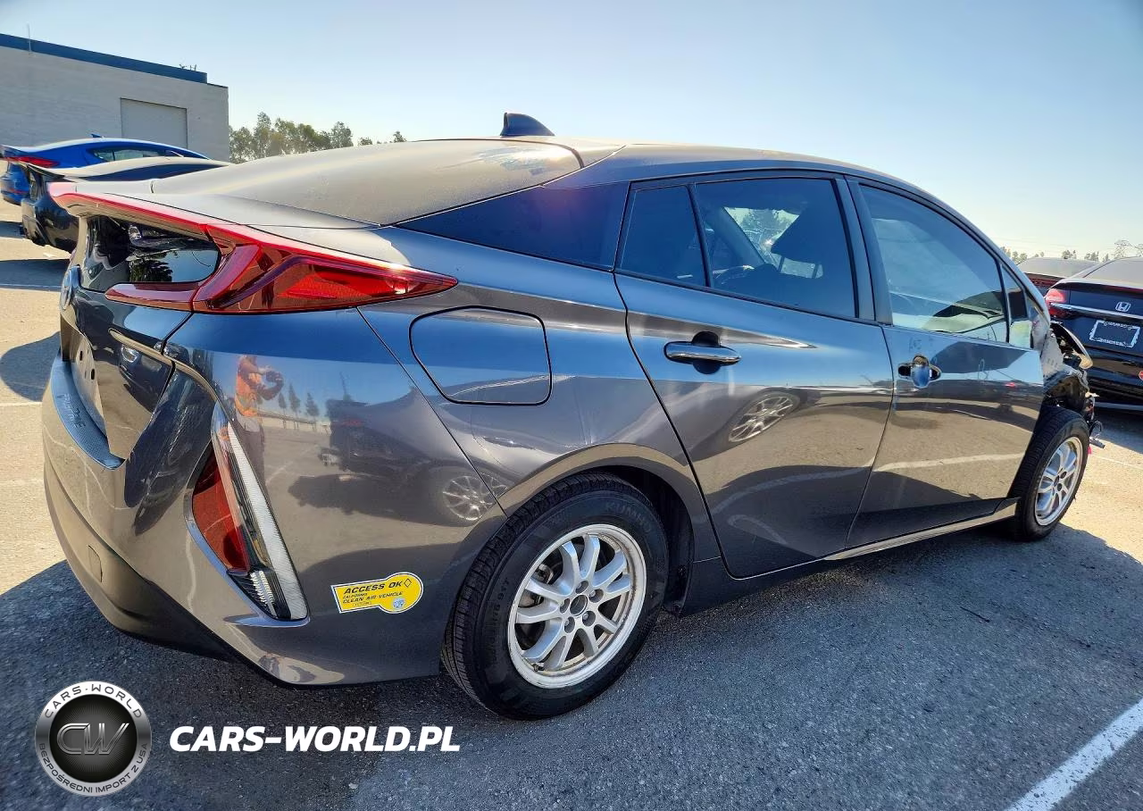 2021 Toyota Prius Prime Le VIN:JTDKAMFP2M3194620 - 3
