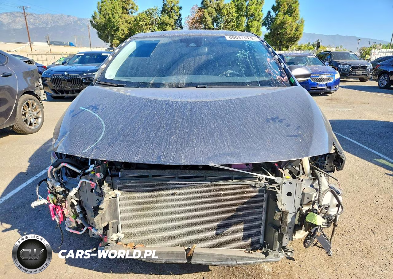 2021 Toyota Prius Prime Le VIN:JTDKAMFP2M3194620 - 5