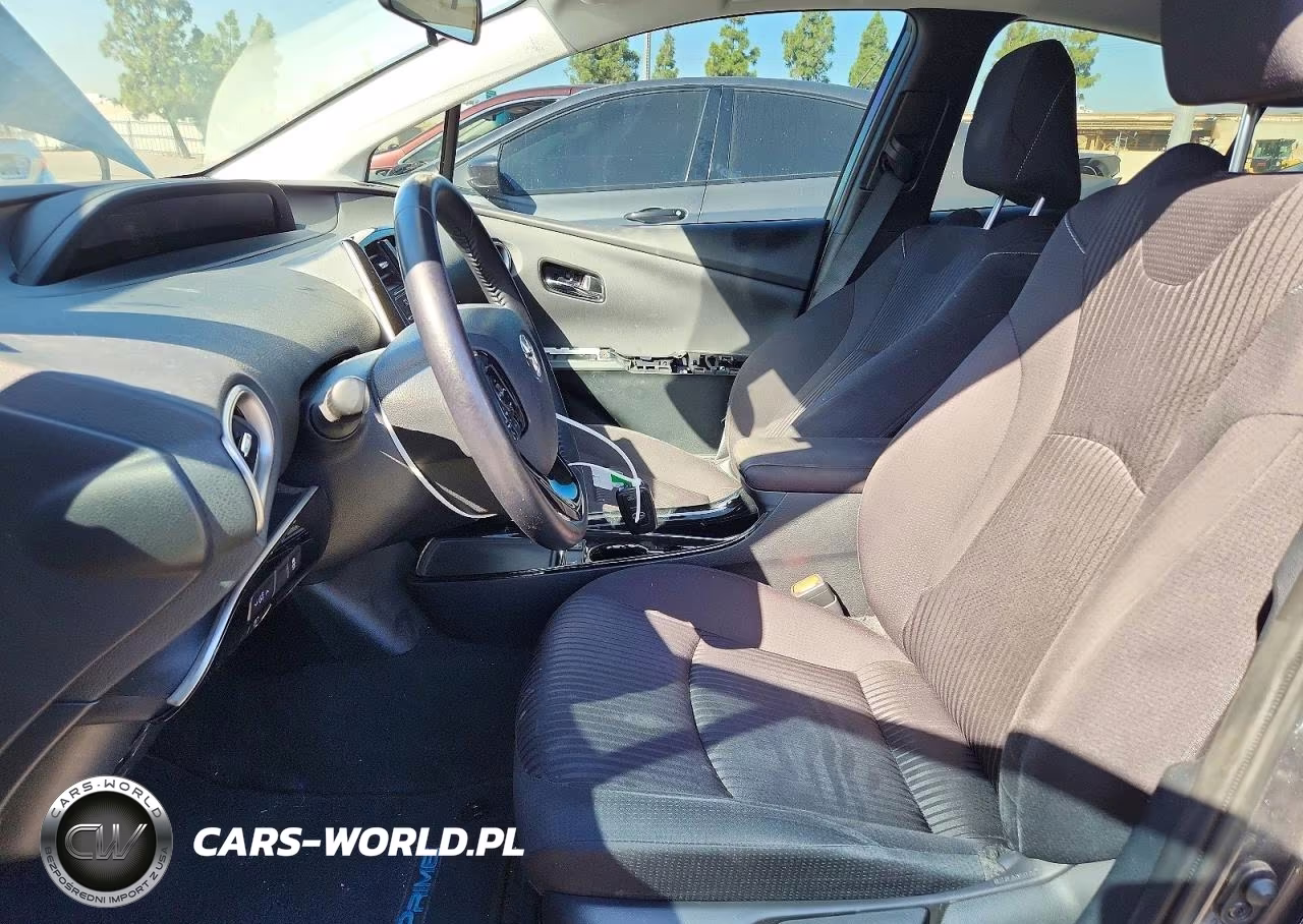 2021 Toyota Prius Prime Le VIN:JTDKAMFP2M3194620 - 7