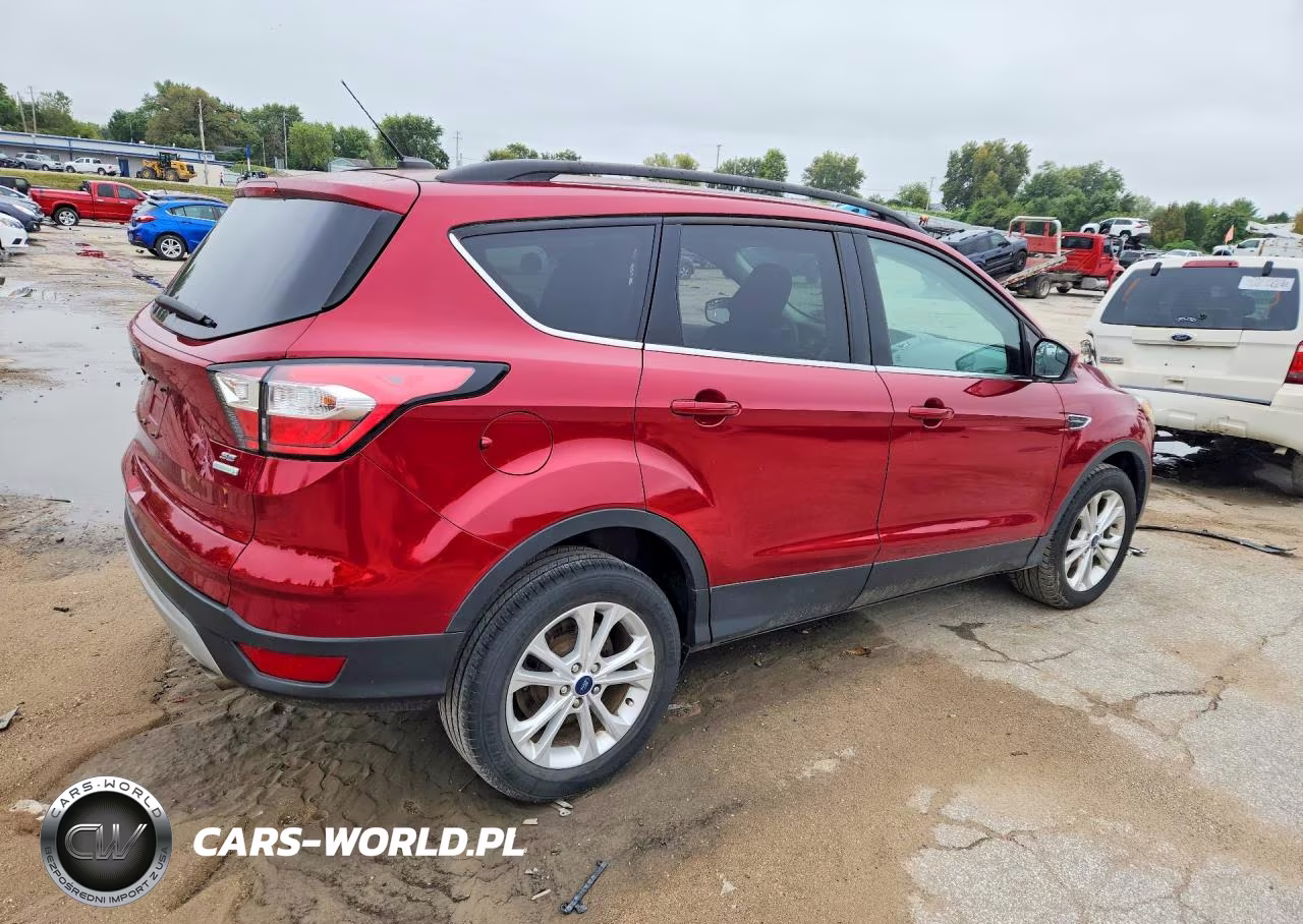 2018 Ford Escape Se VIN:1FMCU0GD1JUD57221 - 3