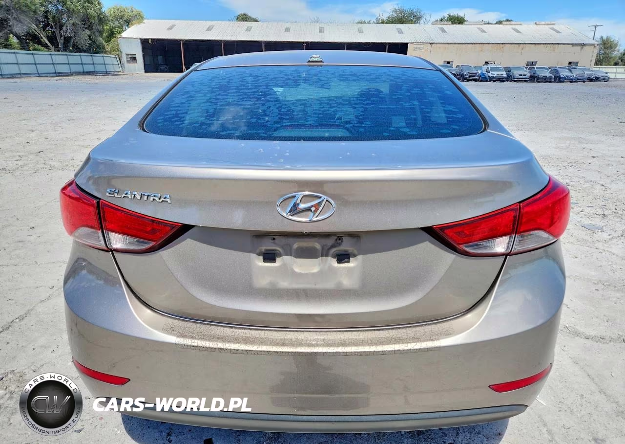 2016 Hyundai Elantra Value Edition VIN:5NPDH4AE7GH679452 - 6