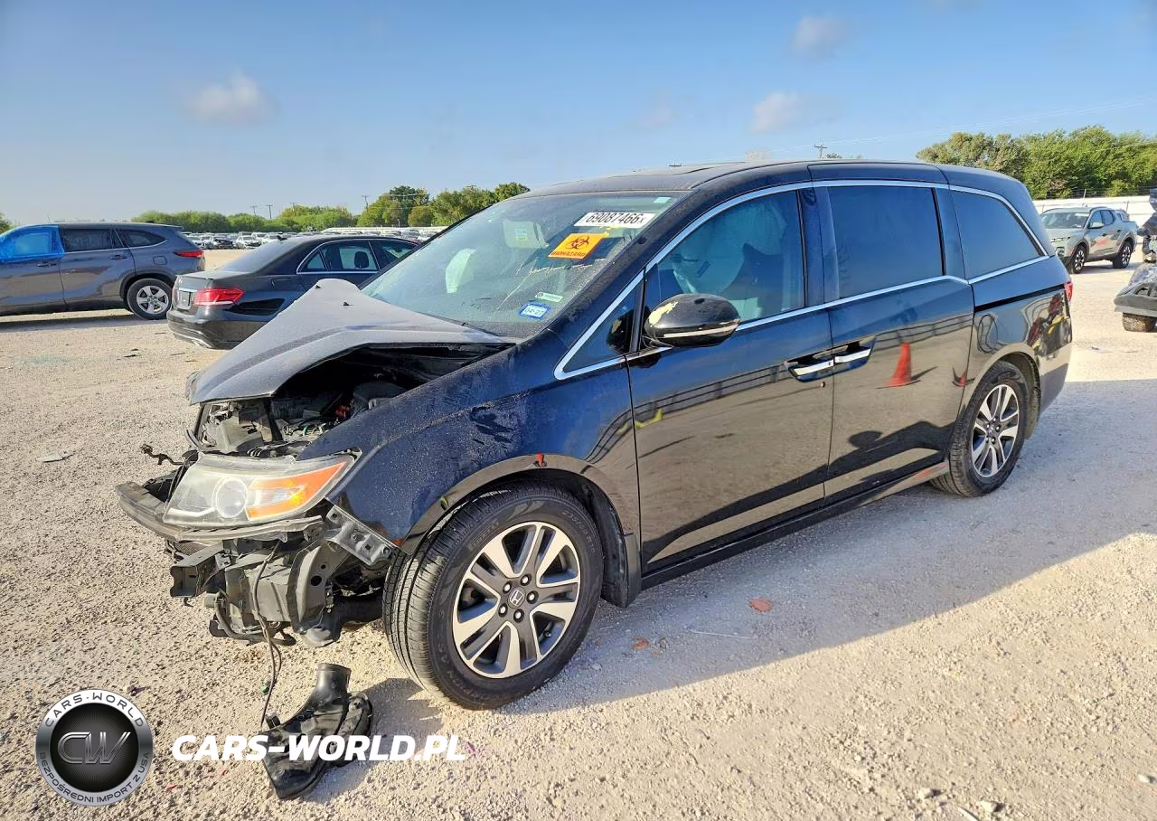 2015 Honda Odyssey Touring VIN:5FNRL5H92FB004821 - 1
