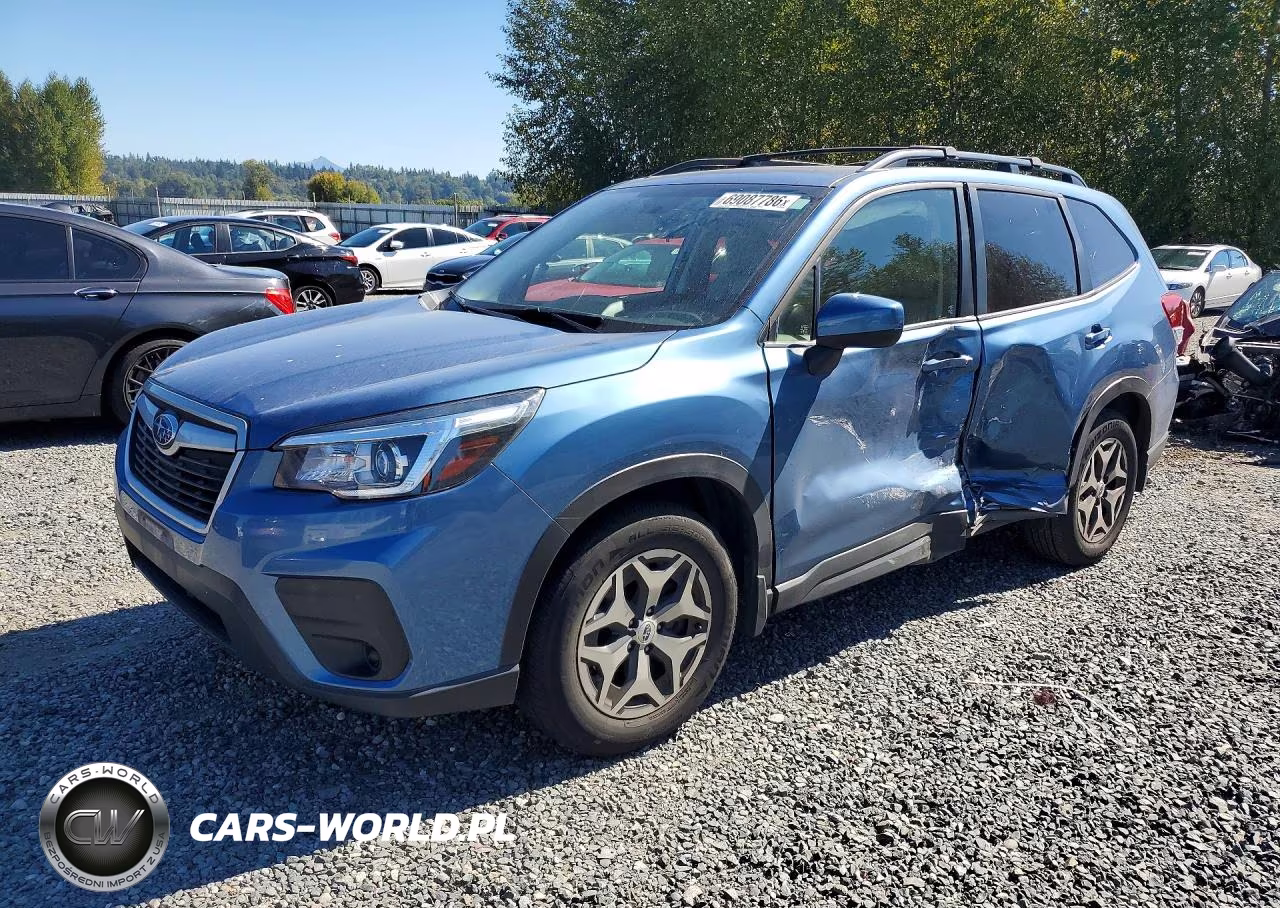 2019 Subaru Forester Premium VIN:JF2SKAEC7KH564214 - 1