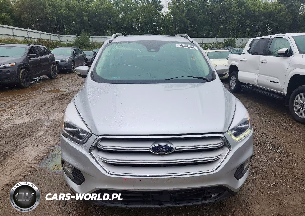 2019 Ford Escape Titanium VIN:1FMCU9J9XKUA78635 - 5